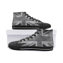 Cargar imagen en el visor de la galería, Unisex High Top Canvas Shoes
